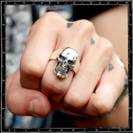 Gallows skull ring