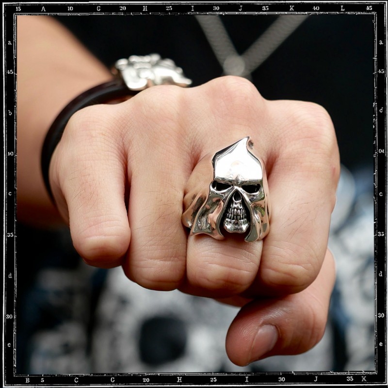 Gallows skull ring