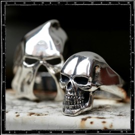 Gallows skull ring