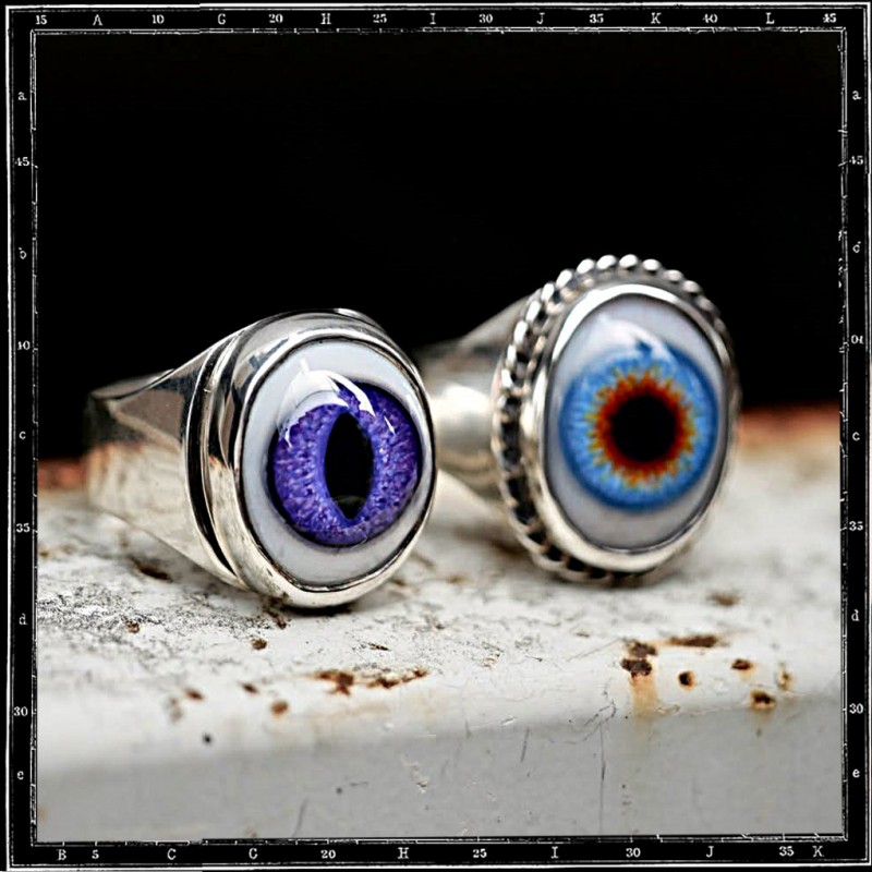 Plain Eye Ring (vertical)