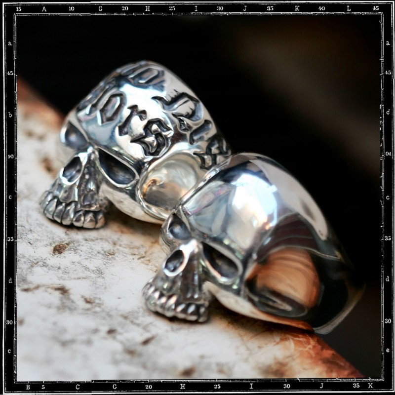 Nemo Nisi Mors Skull ring