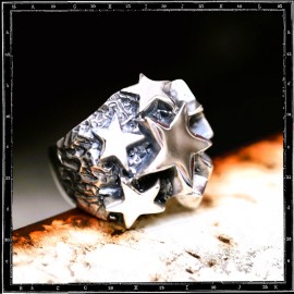 Star cluster ring