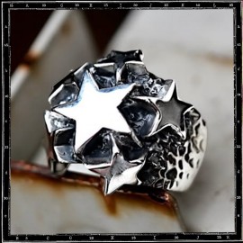 Star cluster ring