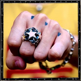 Star cluster ring