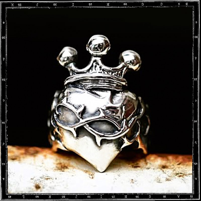 Sacred heart ring (large)